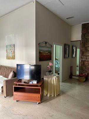 The -300 -A Centrally Located Heritage Home 斯巴达 外观 照片